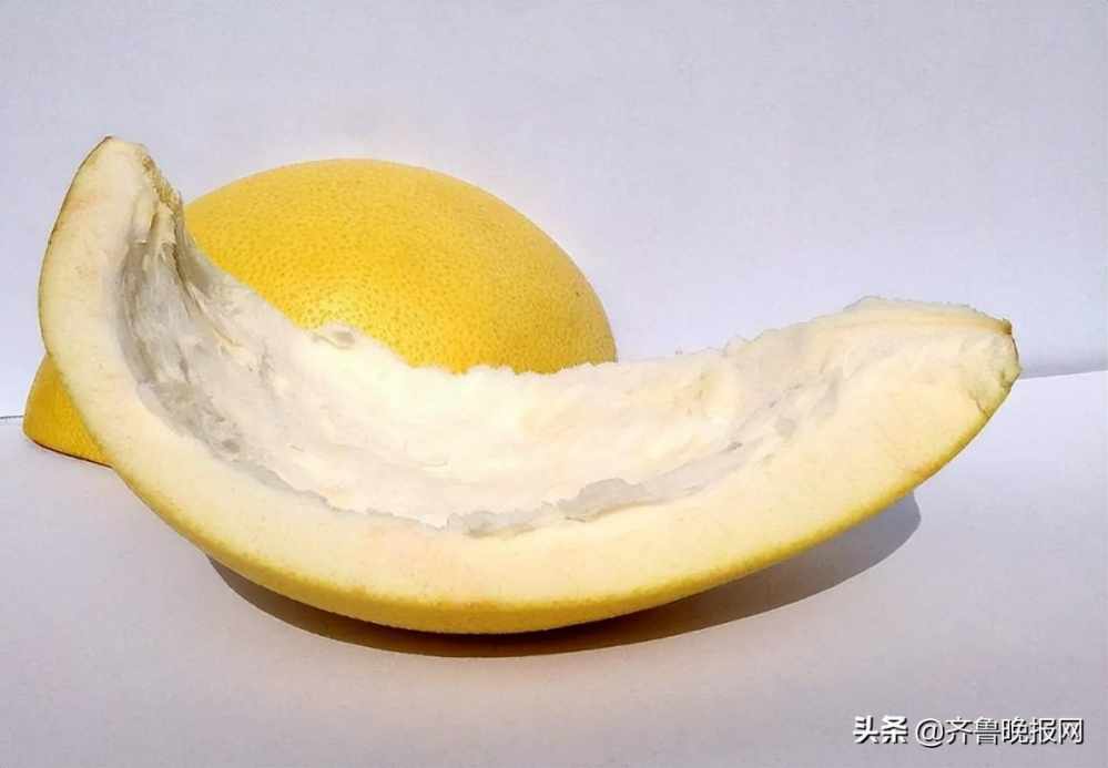 柚子皮能有效去除空气中的甲醛吗（揭秘柚子皮去甲醛是真吗）